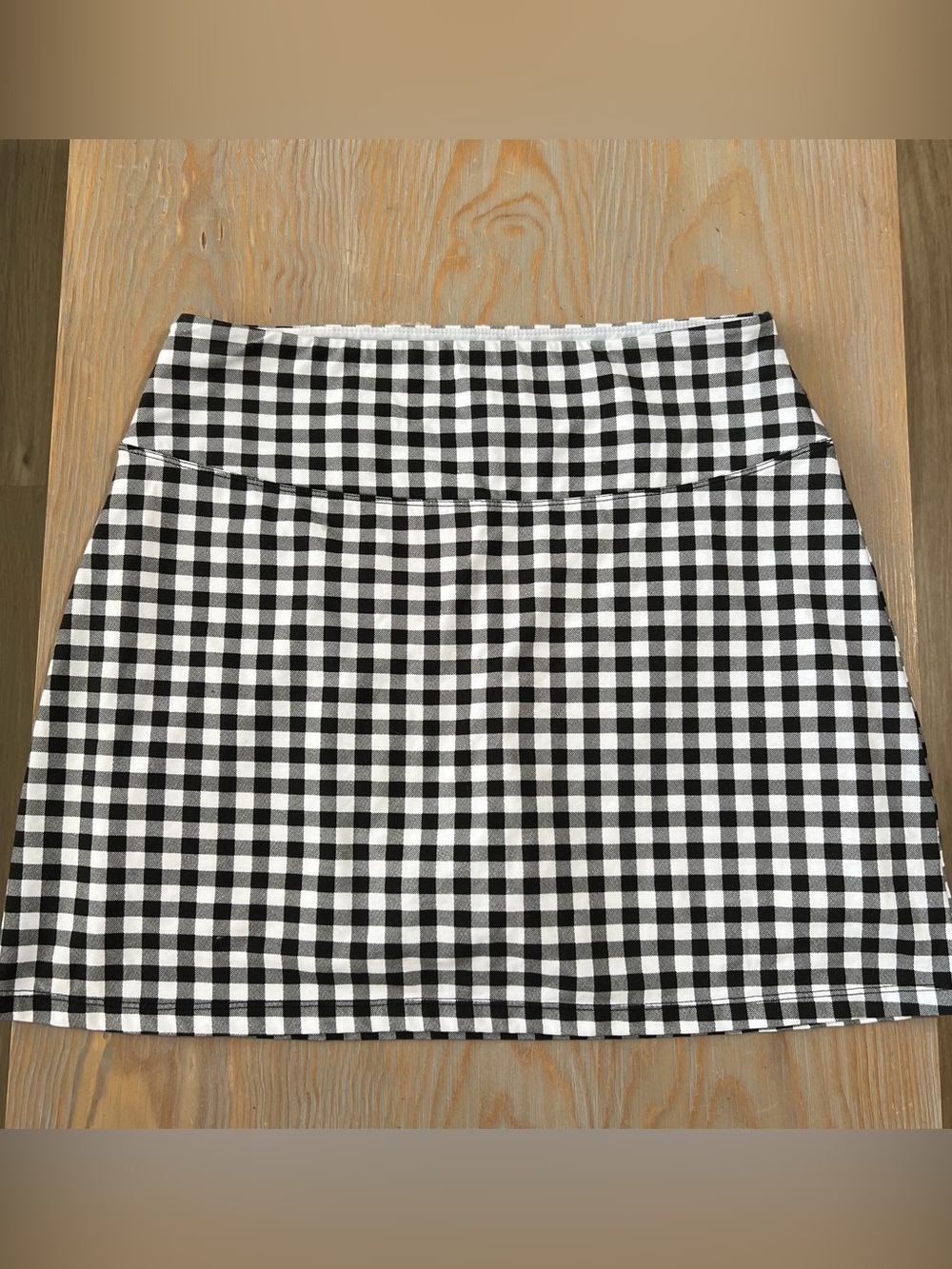 Slender Shapes gingham print athletic skirt size L black and white check print